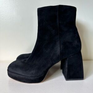 Dolce Vita Women’s Ulyses Fashion Boots Black Suede Size 8.5